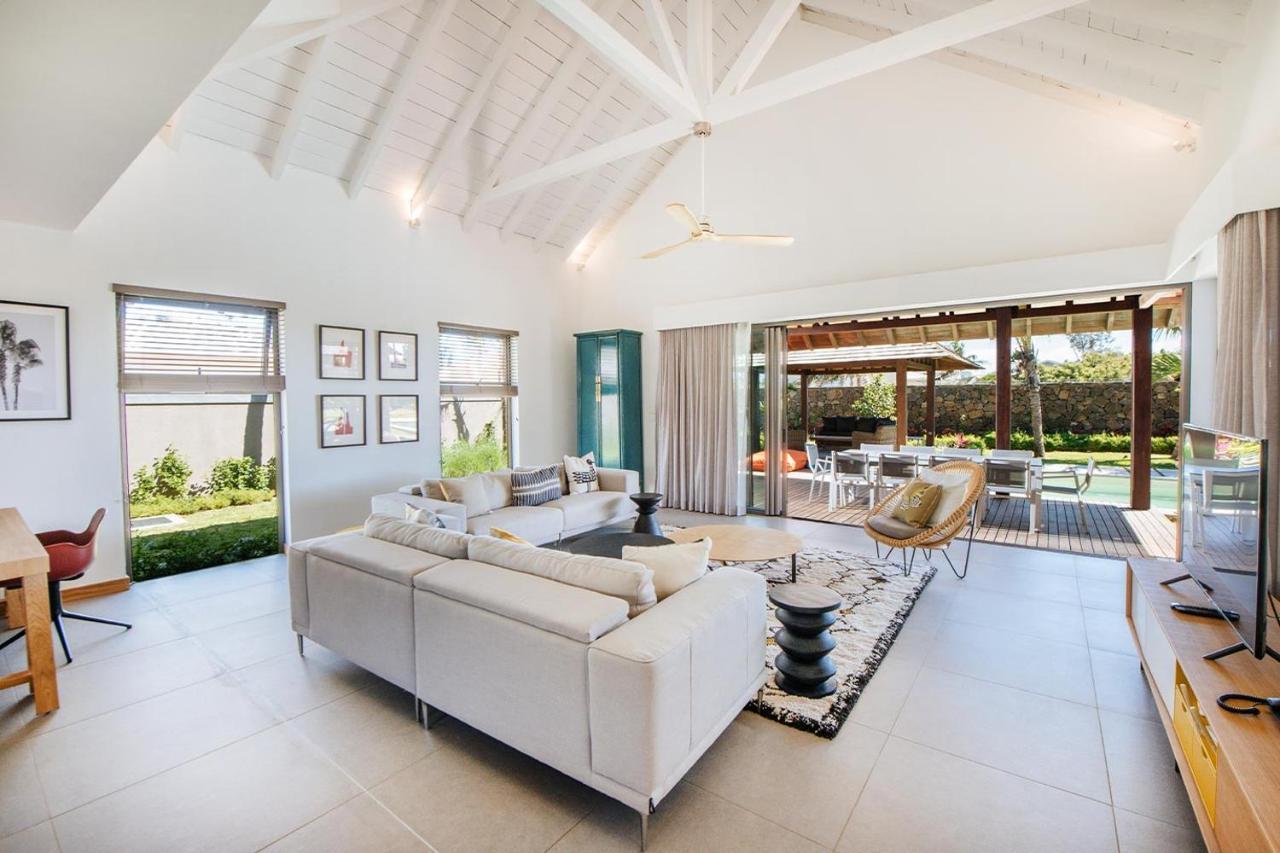Mythic Suites & Villas By Mj Holidays Grande Gaube Exteriör bild